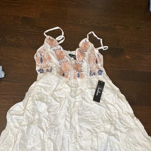 Lulus white flowered skater dress